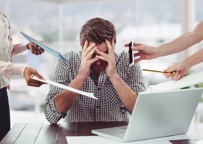 Cómo evitar el burnout y ofrecer una buena experiencia de empleado