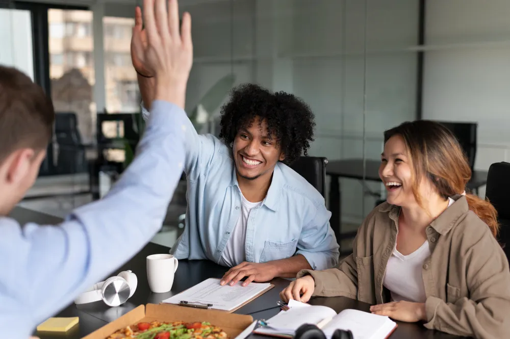 Cómo mejorar el clima organizacional 5 estrategias para un ambiente laboral saludable